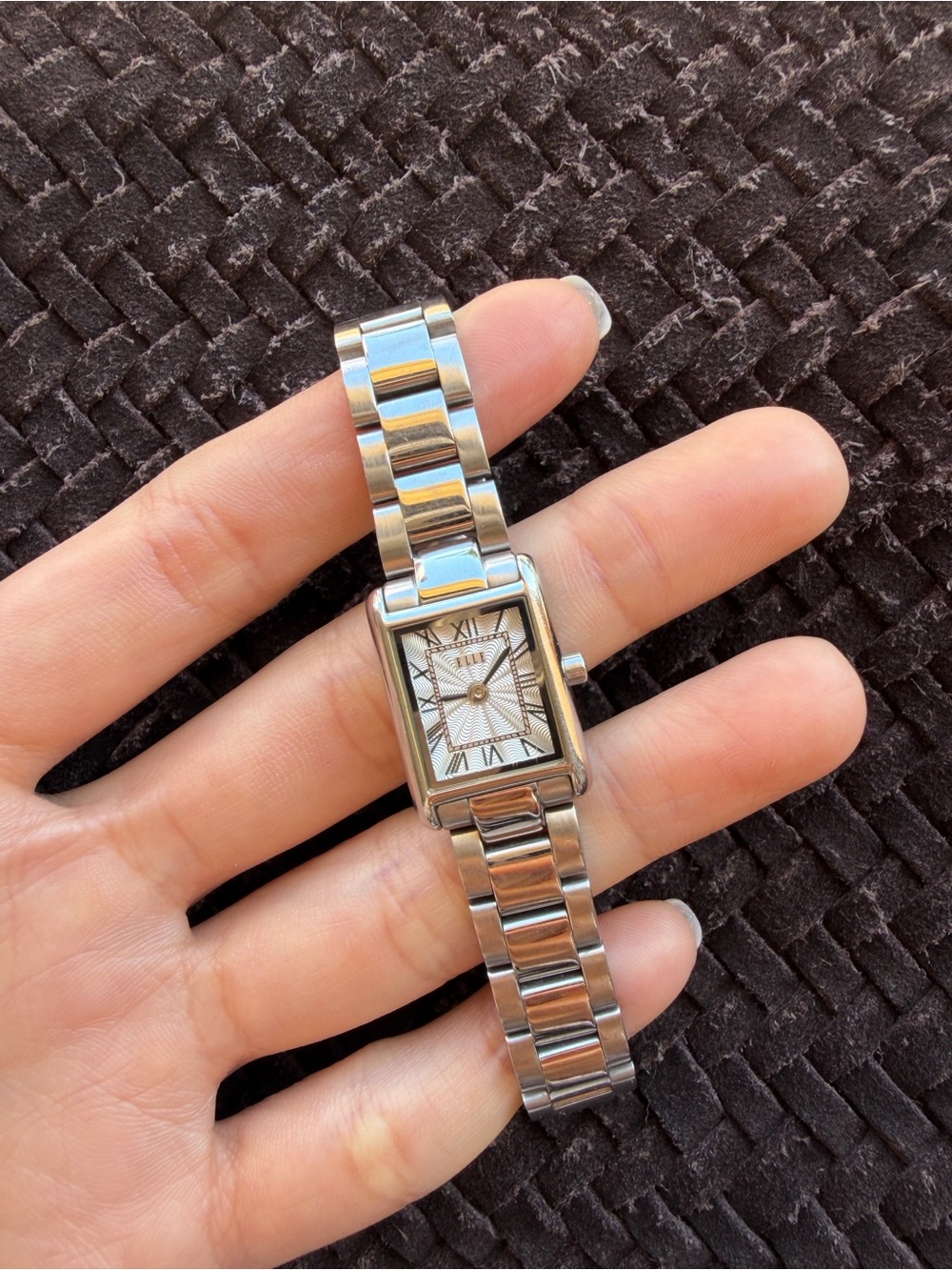 ELLE tank solo roman numeral dial